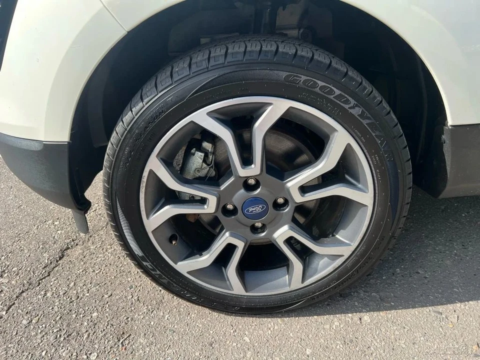 2020 Ford EcoSport - Image 10 of 24