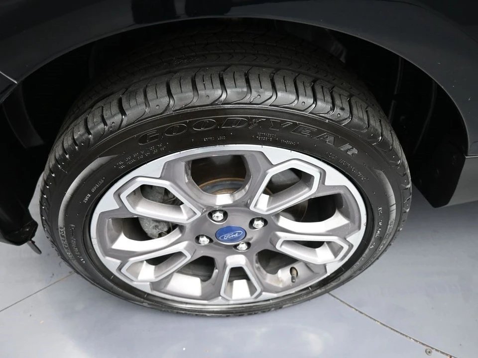 2020 Ford EcoSport - Image 14 of 21