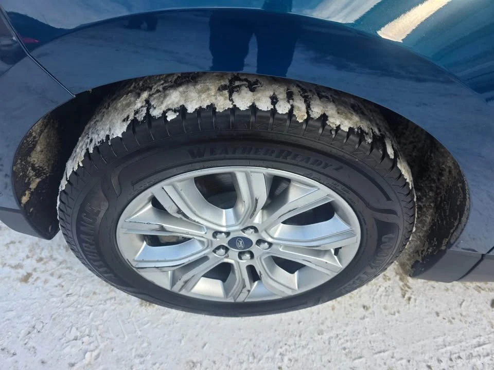 2020 Ford Edge - Image 17 of 20