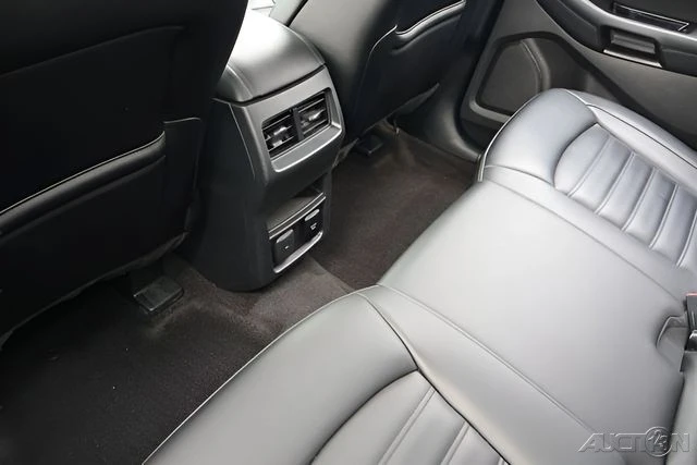 2020 Ford Edge - Image 15 of 21