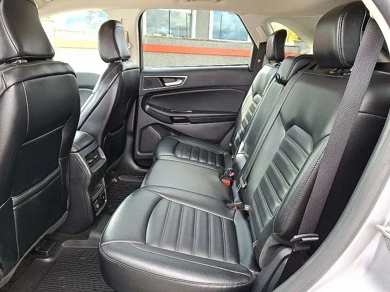 2020 Ford Edge - Image 11 of 12