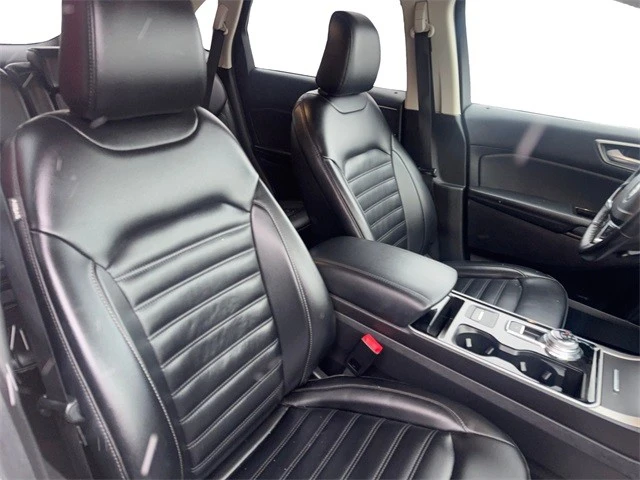2020 Ford Edge - Image 17 of 21