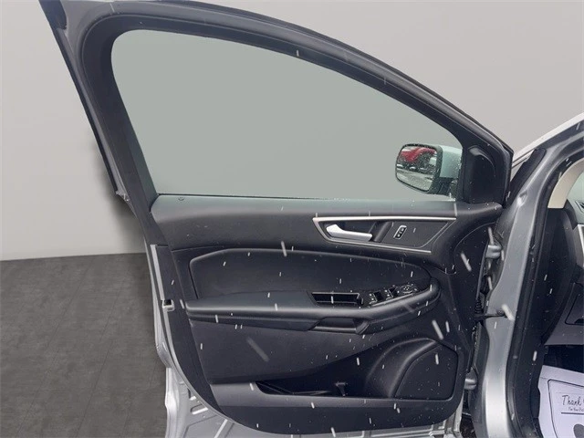 2020 Ford Edge - Image 11 of 12