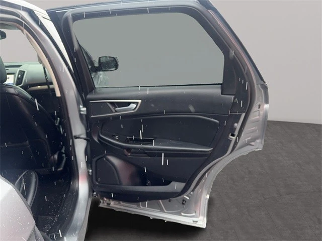 2020 Ford Edge - Image 18 of 21