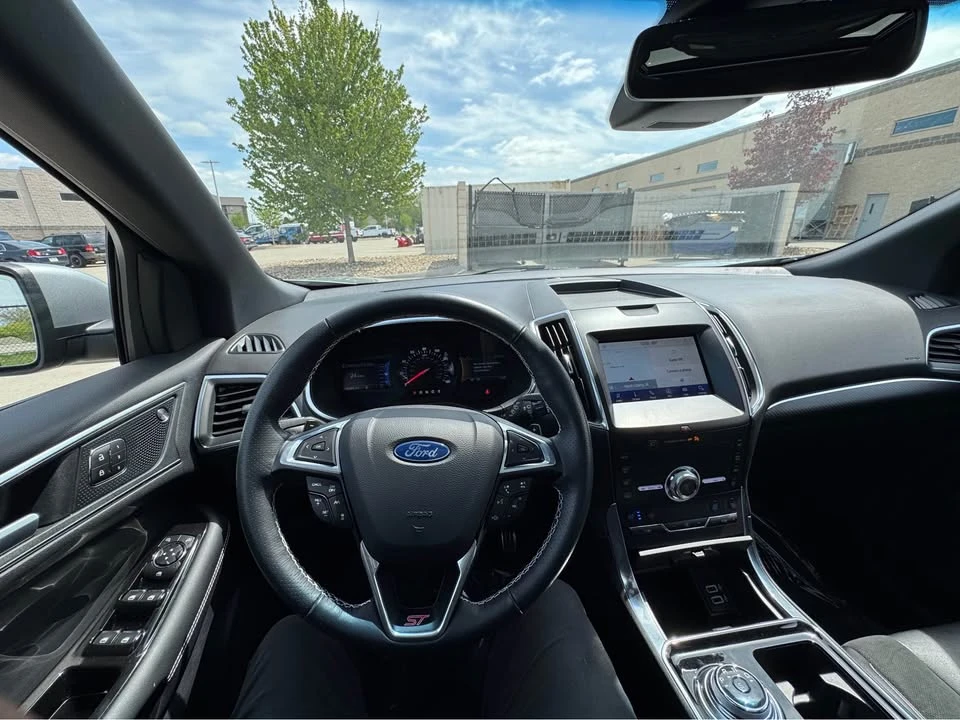 2020 Ford Edge - Image 16 of 18