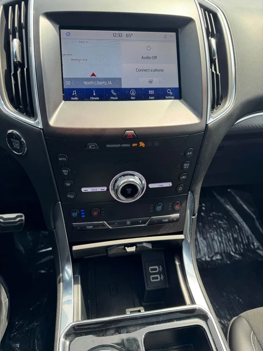 2020 Ford Edge - Image 15 of 18