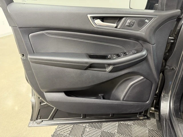 2020 Ford Edge - Image 9 of 21