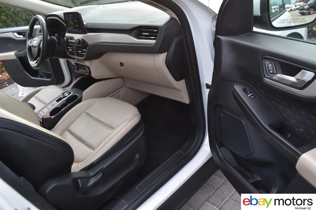2020 Ford Escape - Image 16 of 24