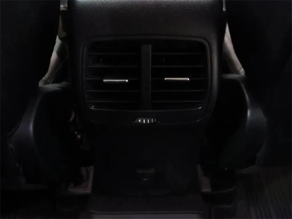 2020 Ford Escape - Image 27 of 31