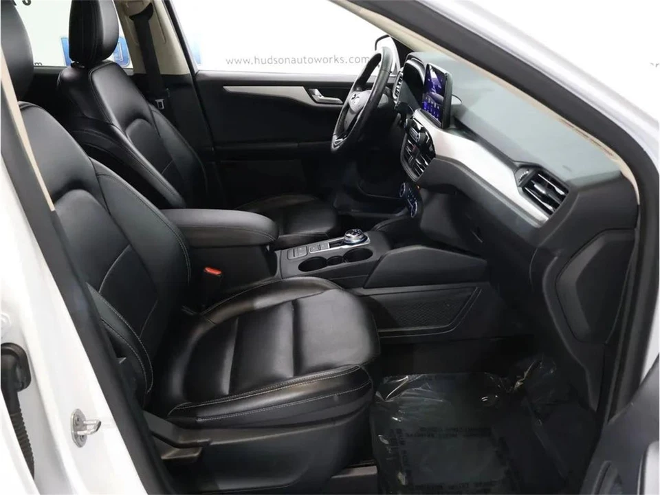 2020 Ford Escape - Image 29 of 31