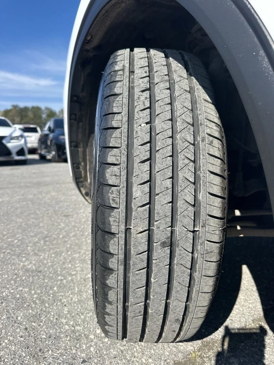 2020 Ford Escape - Image 27 of 31