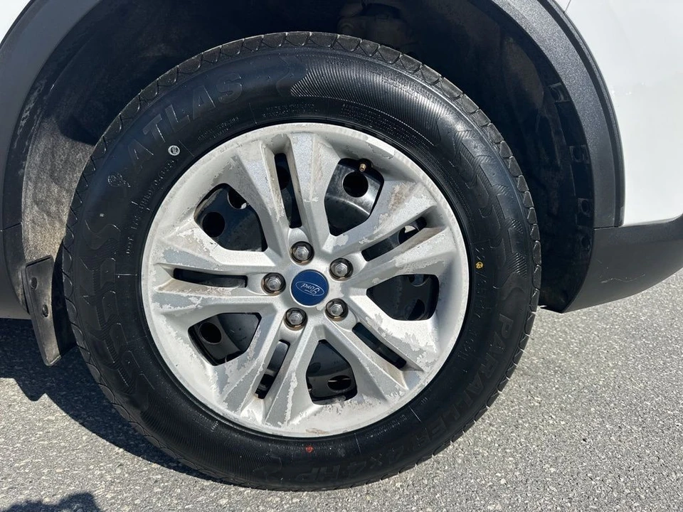 2020 Ford Escape - Image 26 of 31