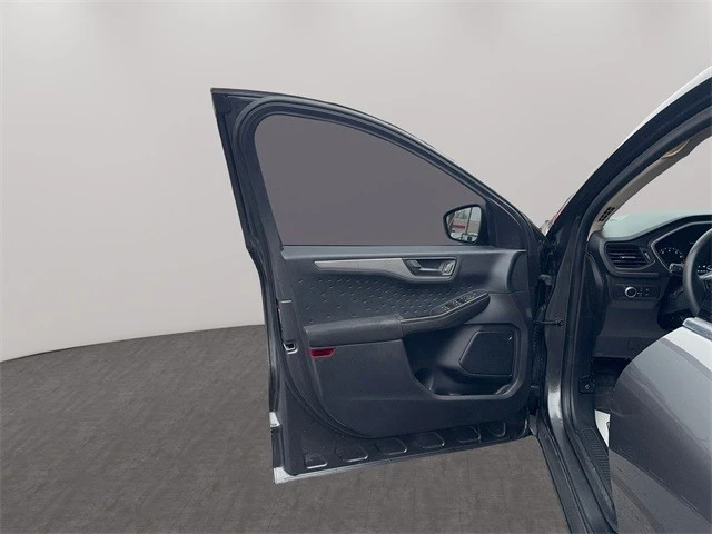 2020 Ford Escape - Image 11 of 21