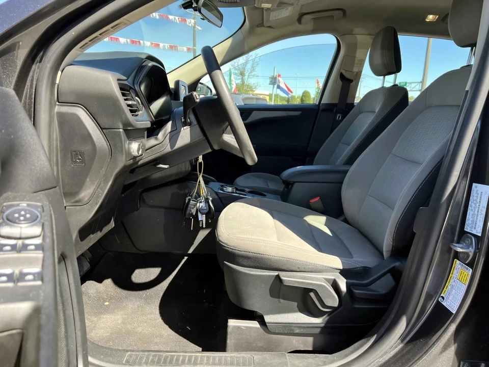 2020 Ford Escape - Image 10 of 21