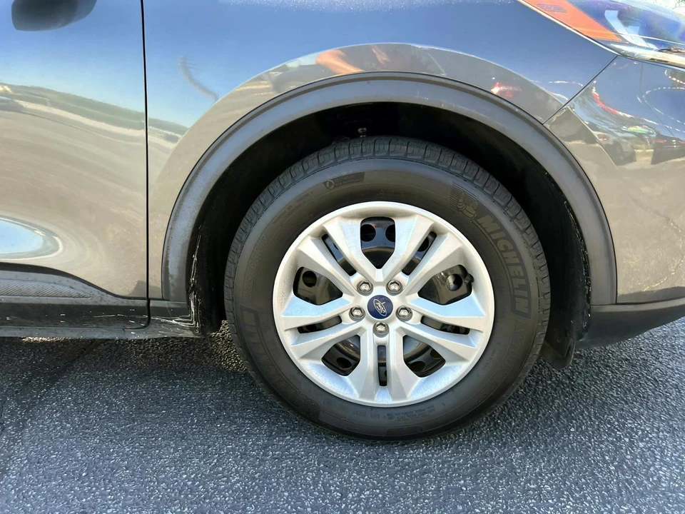 2020 Ford Escape - Image 8 of 21
