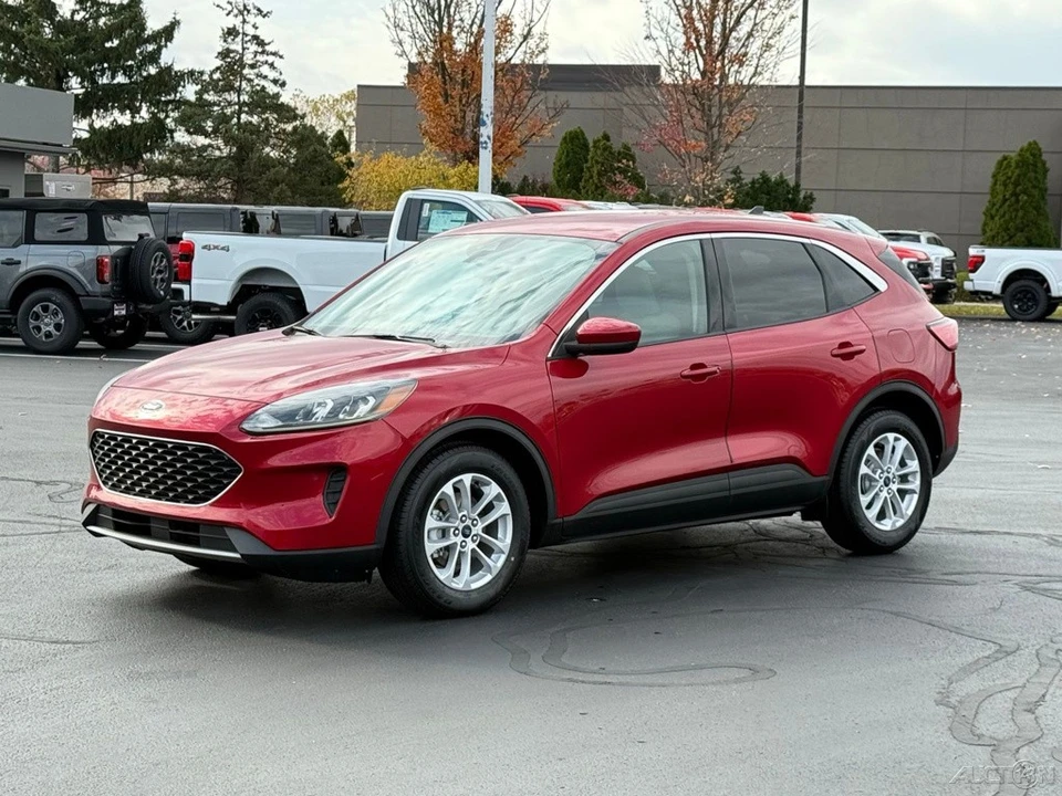 2020 Ford Escape - Image 7 of 21