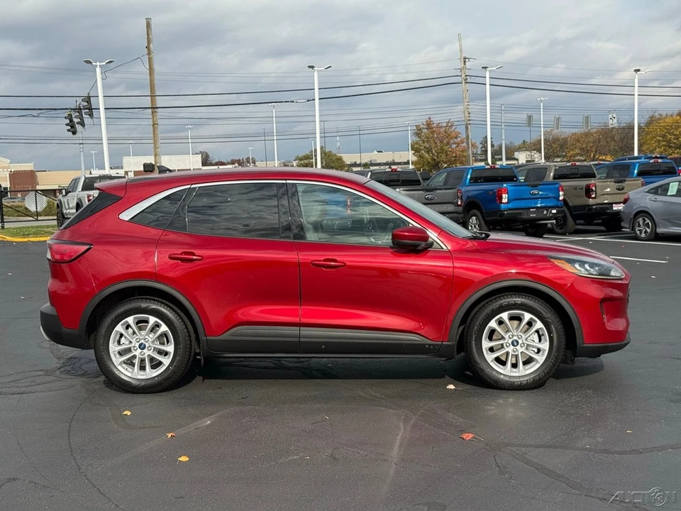 2020 Ford Escape - Image 2 of 21