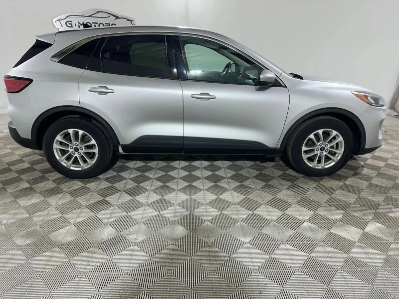 2020 Ford Escape - Image 8 of 12