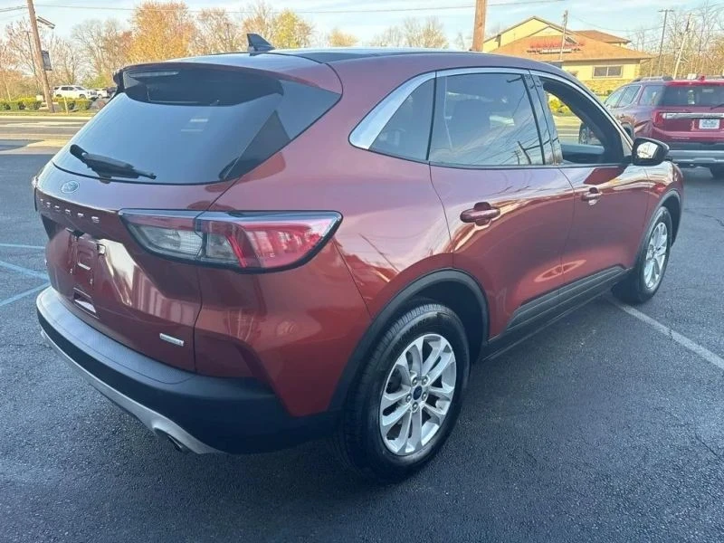 2020 Ford Escape - Image 8 of 12