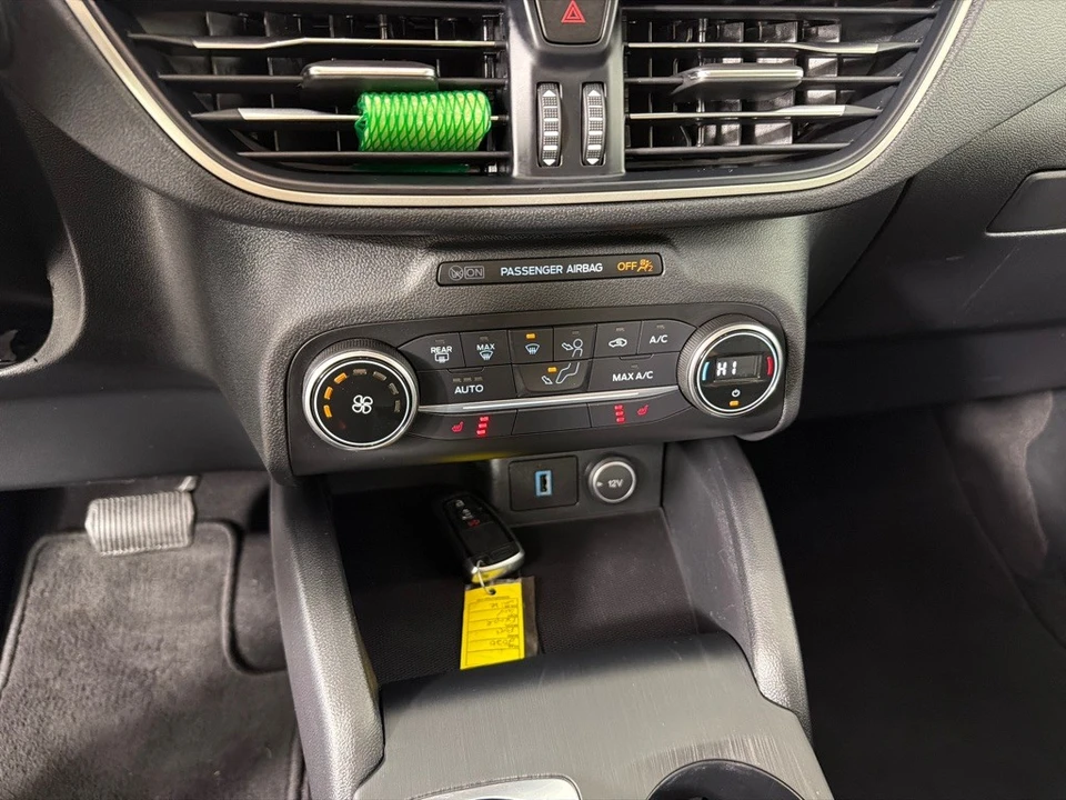 2020 Ford Escape - Image 16 of 21