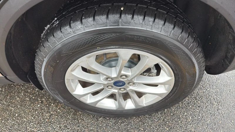 2020 Ford Escape - Image 9 of 12