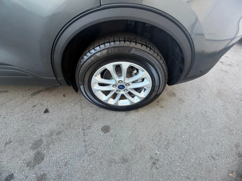 2020 Ford Escape - Image 9 of 12