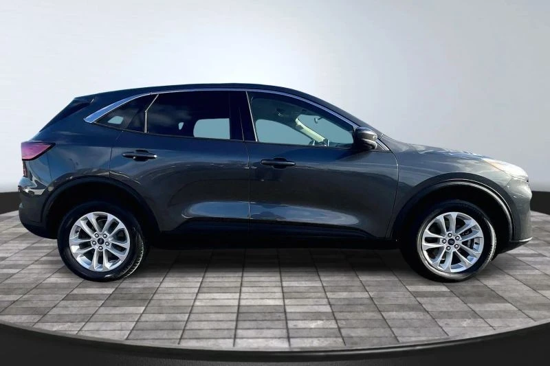 2020 Ford Escape - Image 8 of 12