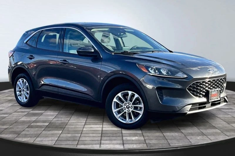 2020 Ford Escape - Image 3 of 12