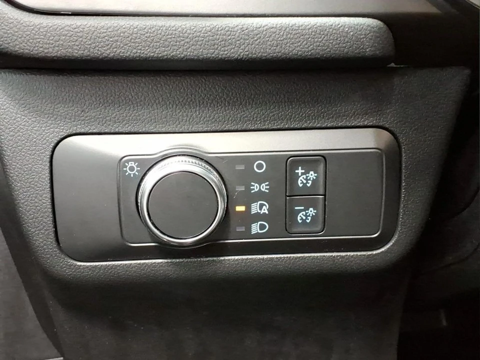 2020 Ford Escape - Image 16 of 21