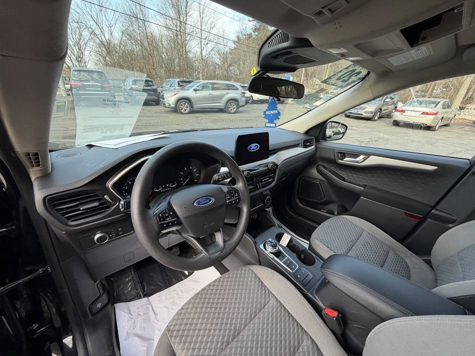 2020 Ford Escape - Image 16 of 21