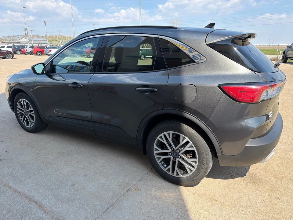 2020 Ford Escape - Image 8 of 21
