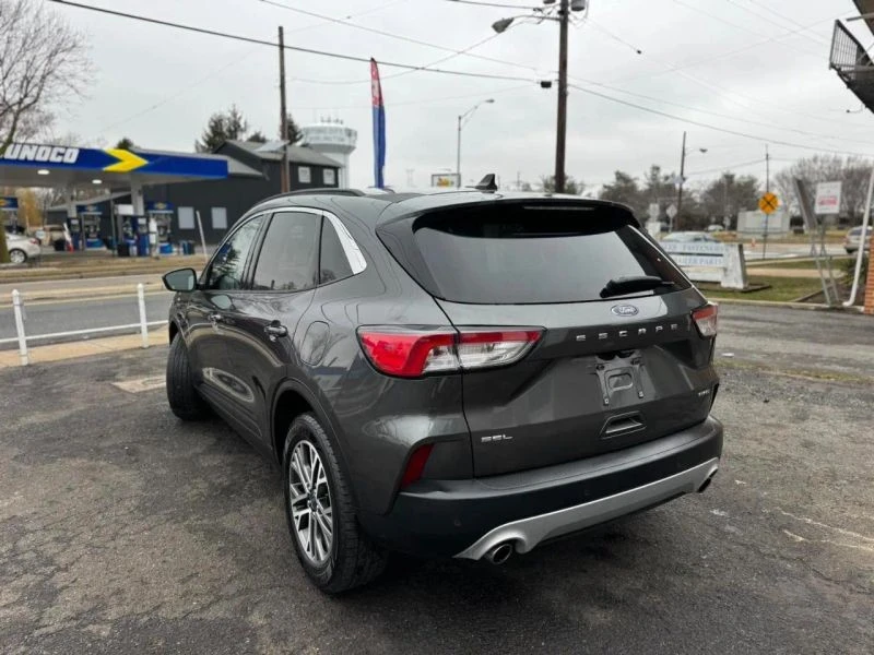 2020 Ford Escape - Image 11 of 12