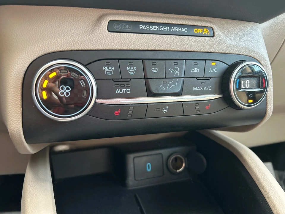 2020 Ford Escape - Image 18 of 21