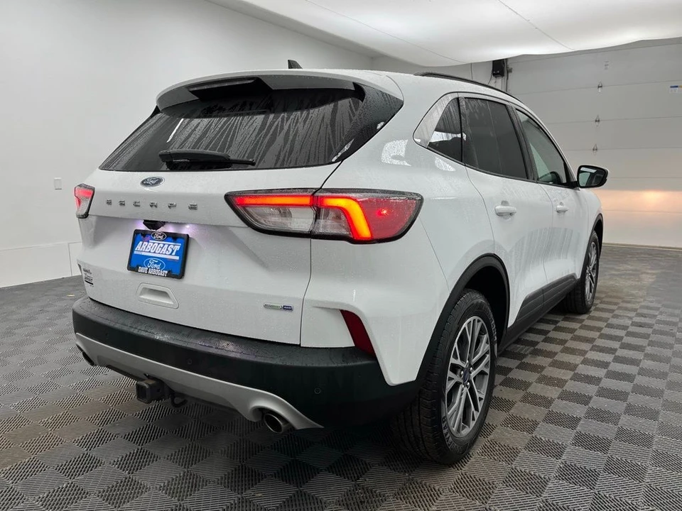 2020 Ford Escape - Image 8 of 12