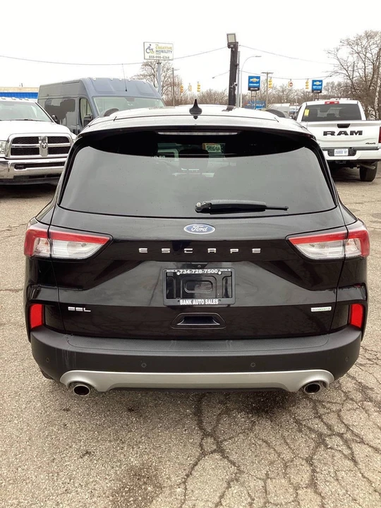 2020 Ford Escape - Image 8 of 21