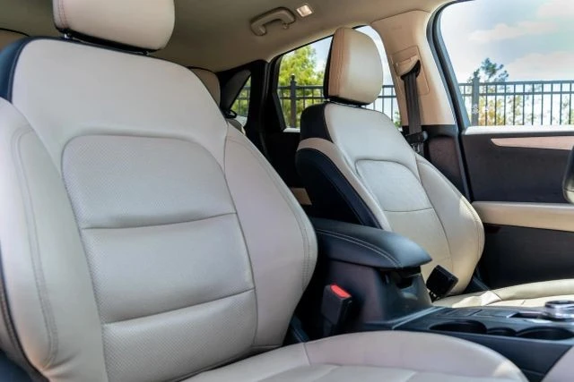 2020 Ford Escape - Image 5 of 10