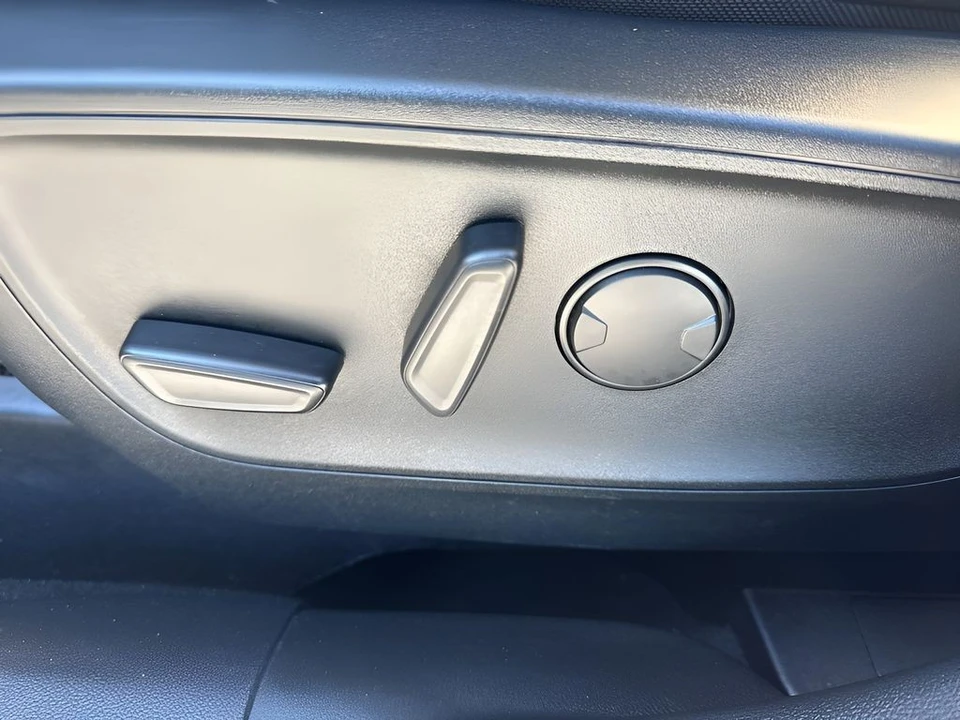 2020 Ford Escape - Image 10 of 21