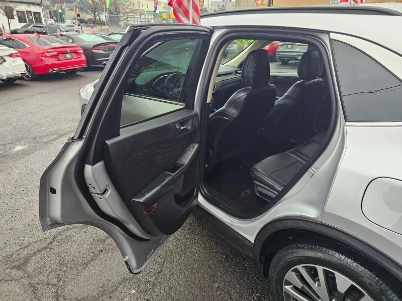 2020 Ford Escape - Image 11 of 12