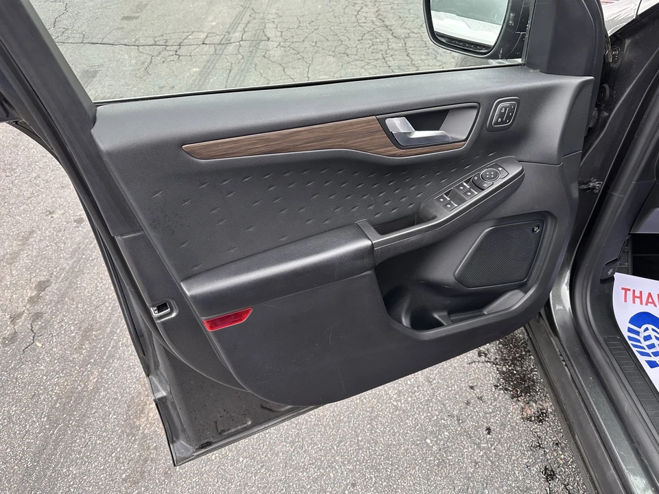 2020 Ford Escape - Image 9 of 12