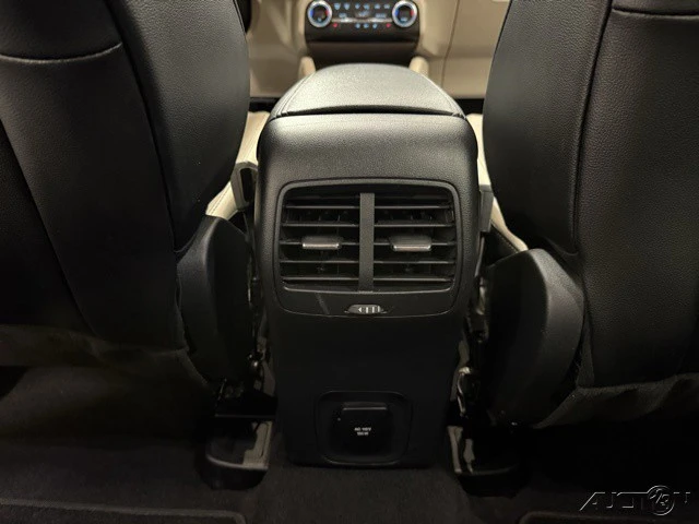 2020 Ford Escape - Image 16 of 21