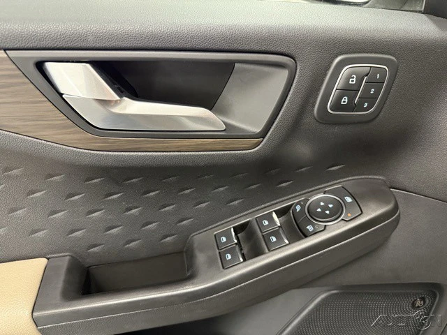 2020 Ford Escape - Image 14 of 21