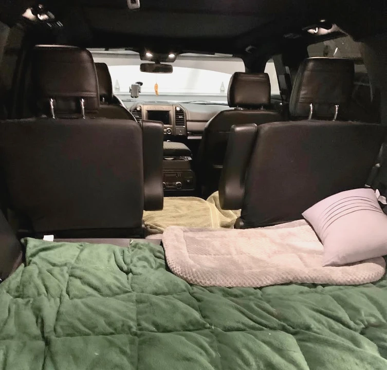 2020 Ford Expedition 4th Gen - Image 16 of 21