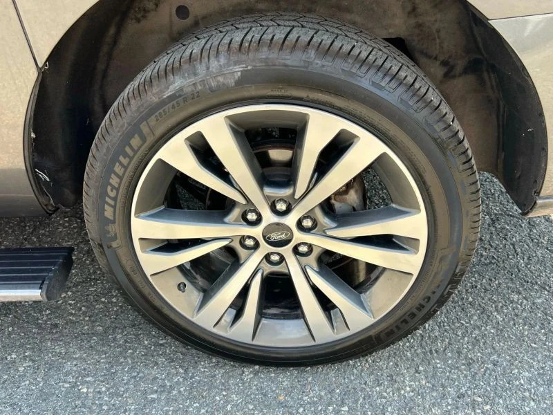 2020 Ford Expedition 4th Gen - Image 11 of 12