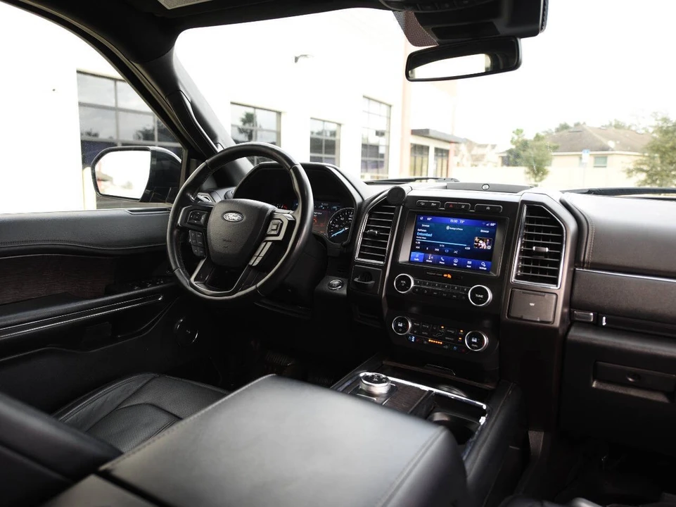 2020 Ford Expedition 4th Gen - Image 16 of 19