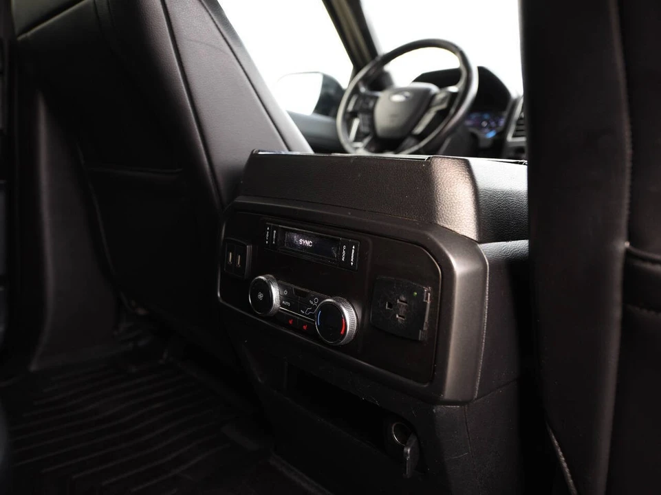 2020 Ford Expedition 4th Gen - Image 17 of 19