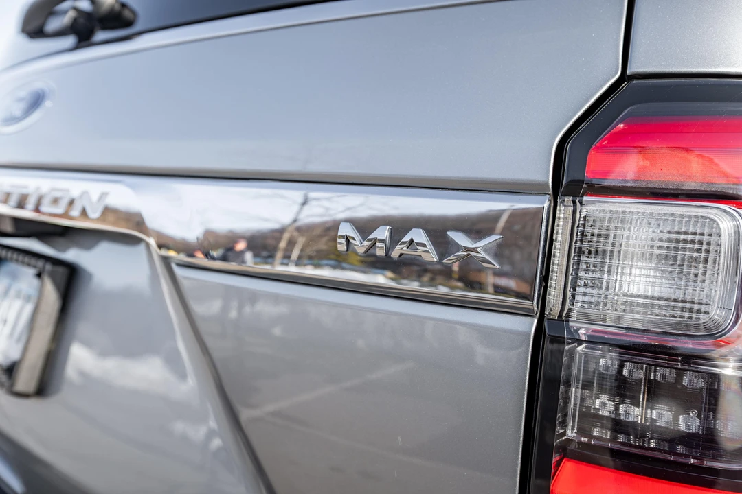 2020 Ford Expedition 4th Gen - Image 15 of 31
