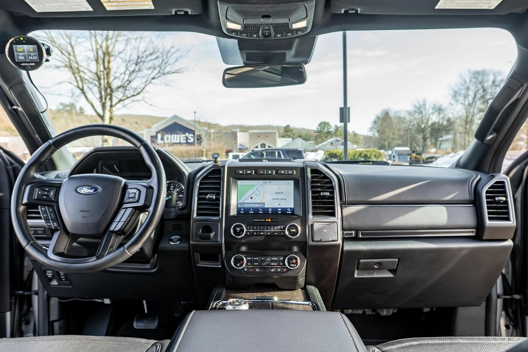 2020 Ford Expedition 4th Gen - Image 25 of 31