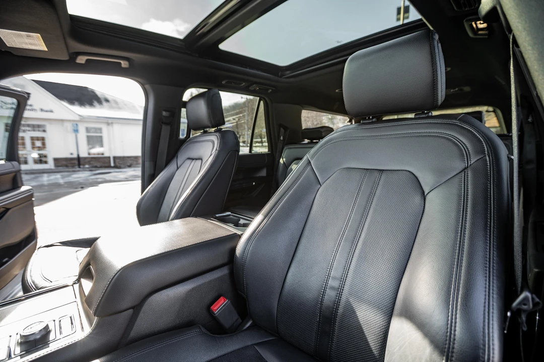 2020 Ford Expedition 4th Gen - Image 26 of 31
