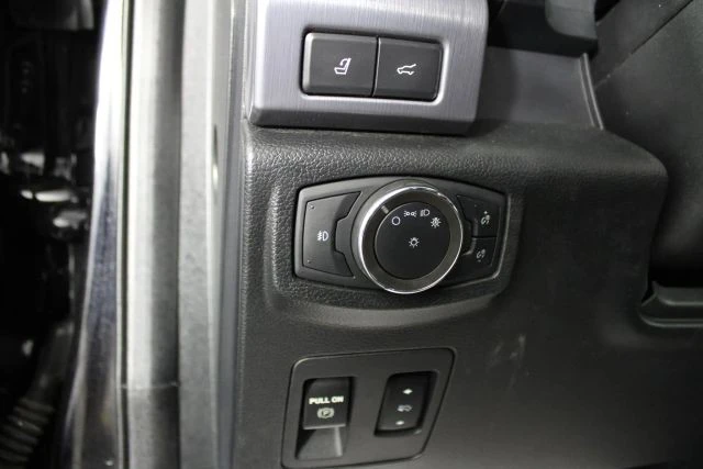 2020 Ford Expedition 4th Gen - Image 17 of 21