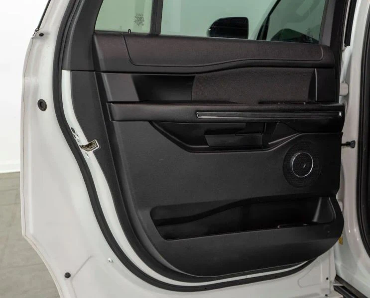 2020 Ford Expedition 4th Gen - Image 8 of 12